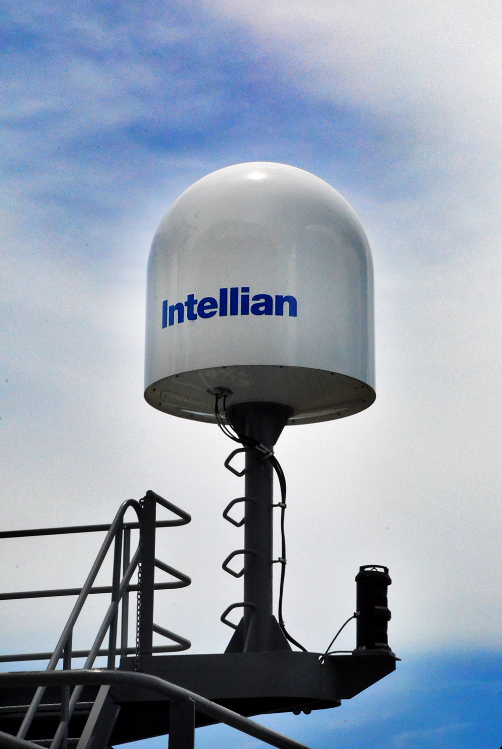 Intellian Fleet Broadband